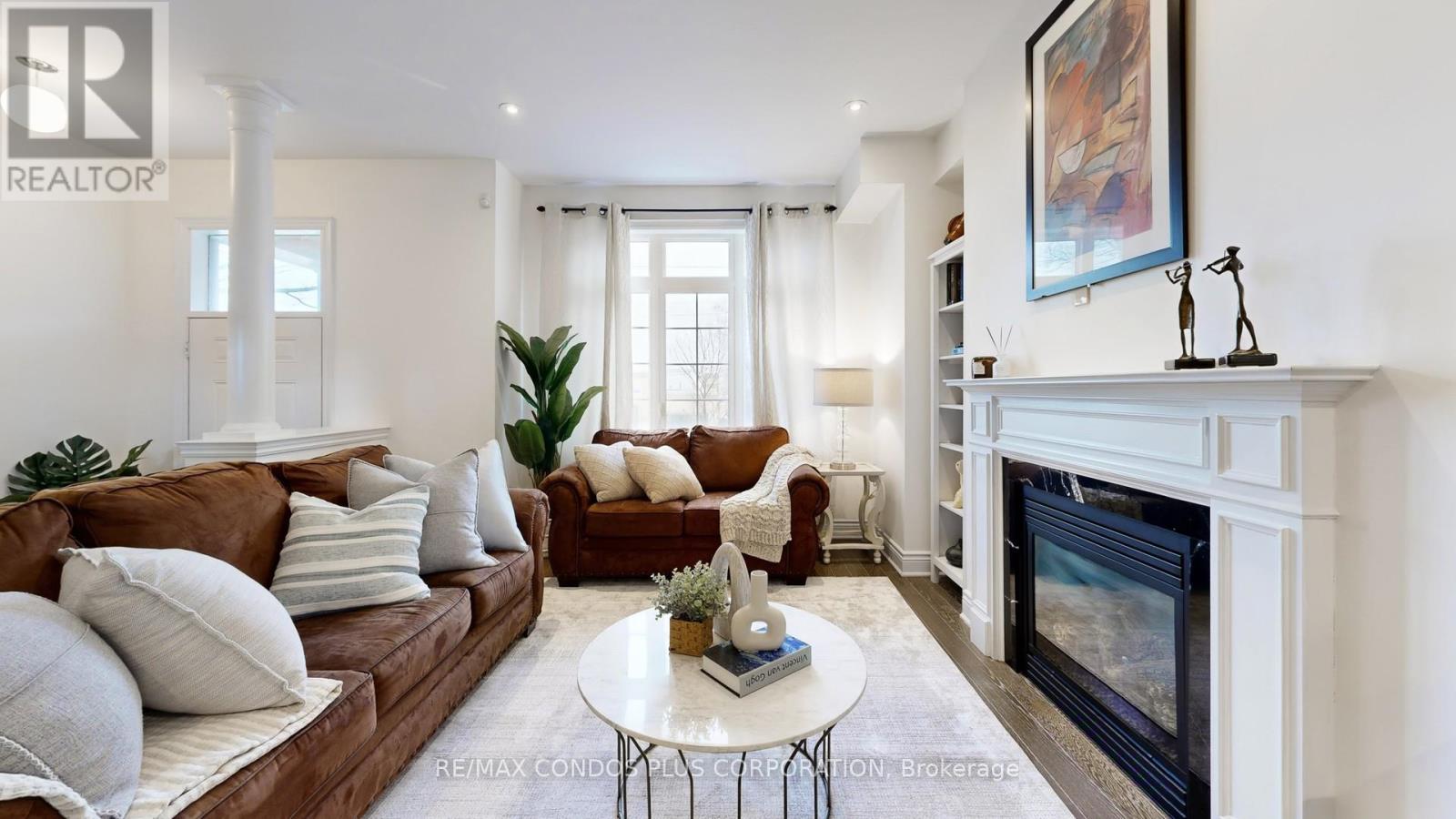 22 - 8777 Dufferin Street, Vaughan, Ontario  L4J 8W3 - Photo 3 - N12992548