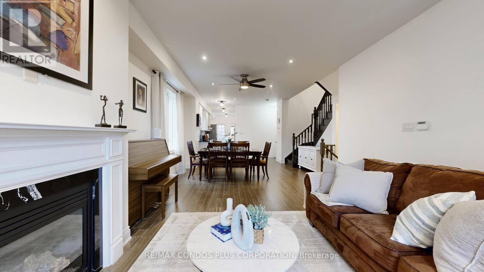 22 - 8777 Dufferin Street, Vaughan, Ontario  L4J 8W3 - Photo 5 - N12992548