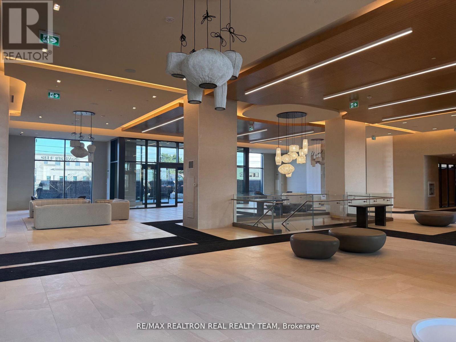 807 - 8960 Jane Street, Vaughan, Ontario  L4K 2M9 - Photo 2 - N12992594