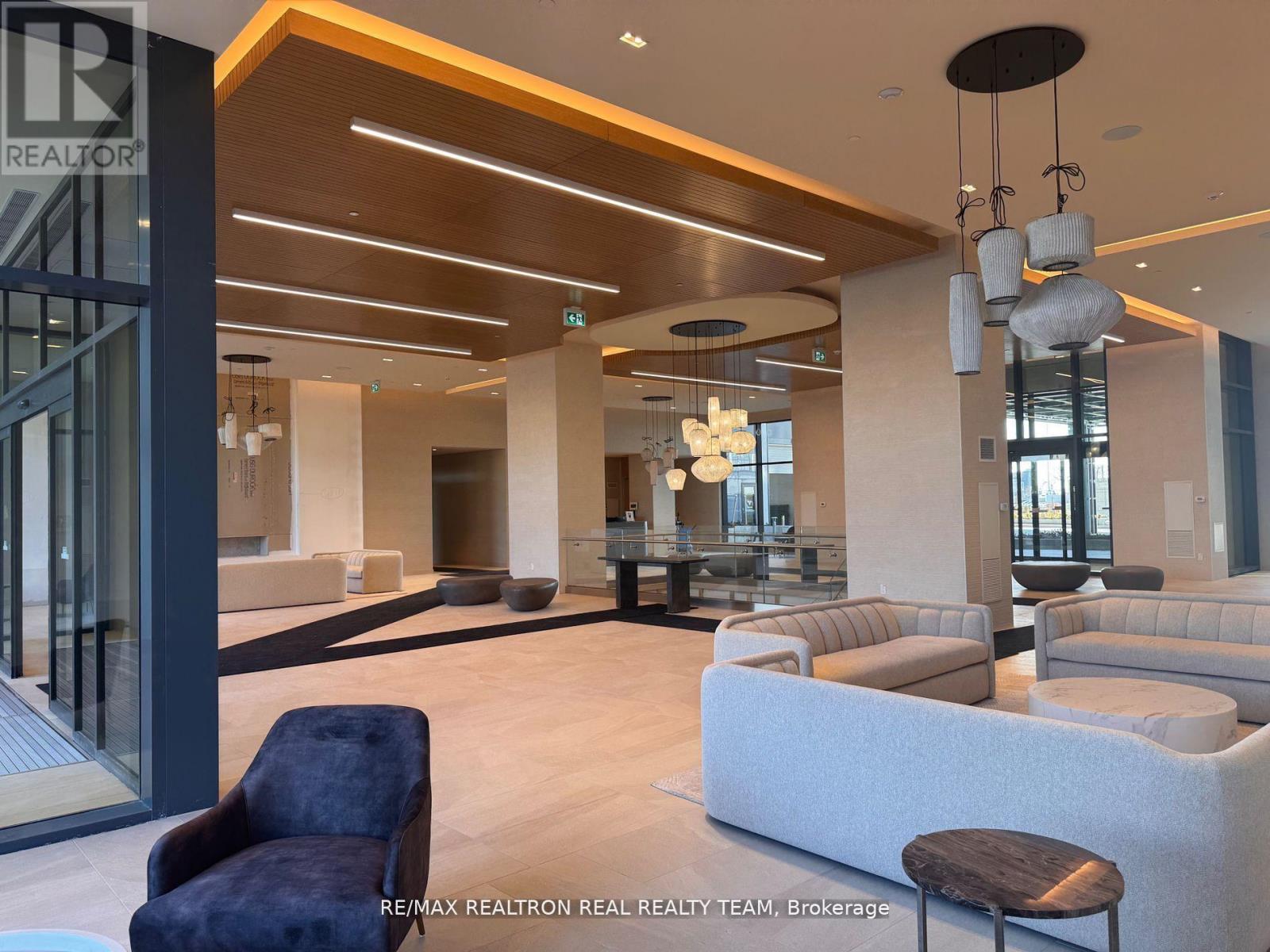 807 - 8960 Jane Street, Vaughan, Ontario  L4K 2M9 - Photo 5 - N12992594