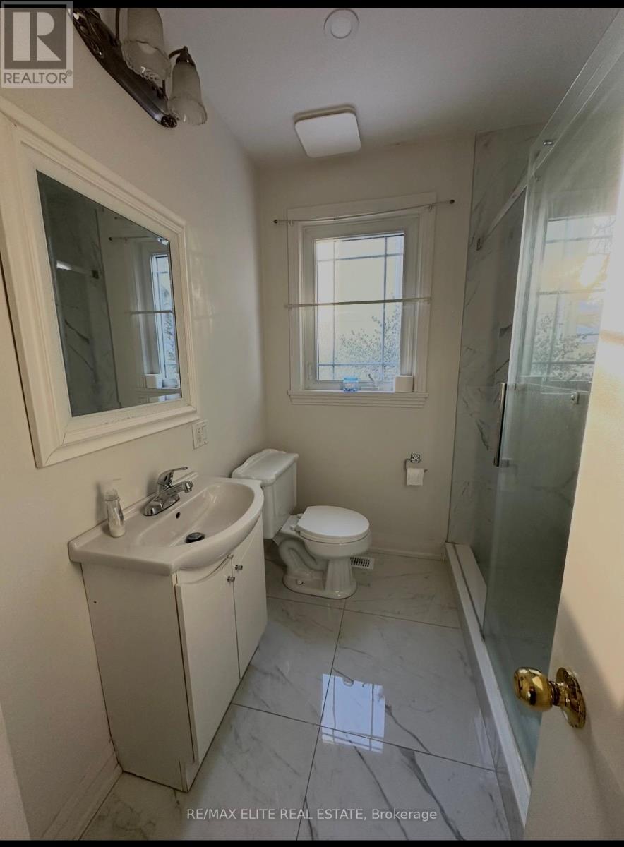 769 Arthur Street, Newmarket, Ontario  L3Y 1S4 - Photo 14 - N12992598