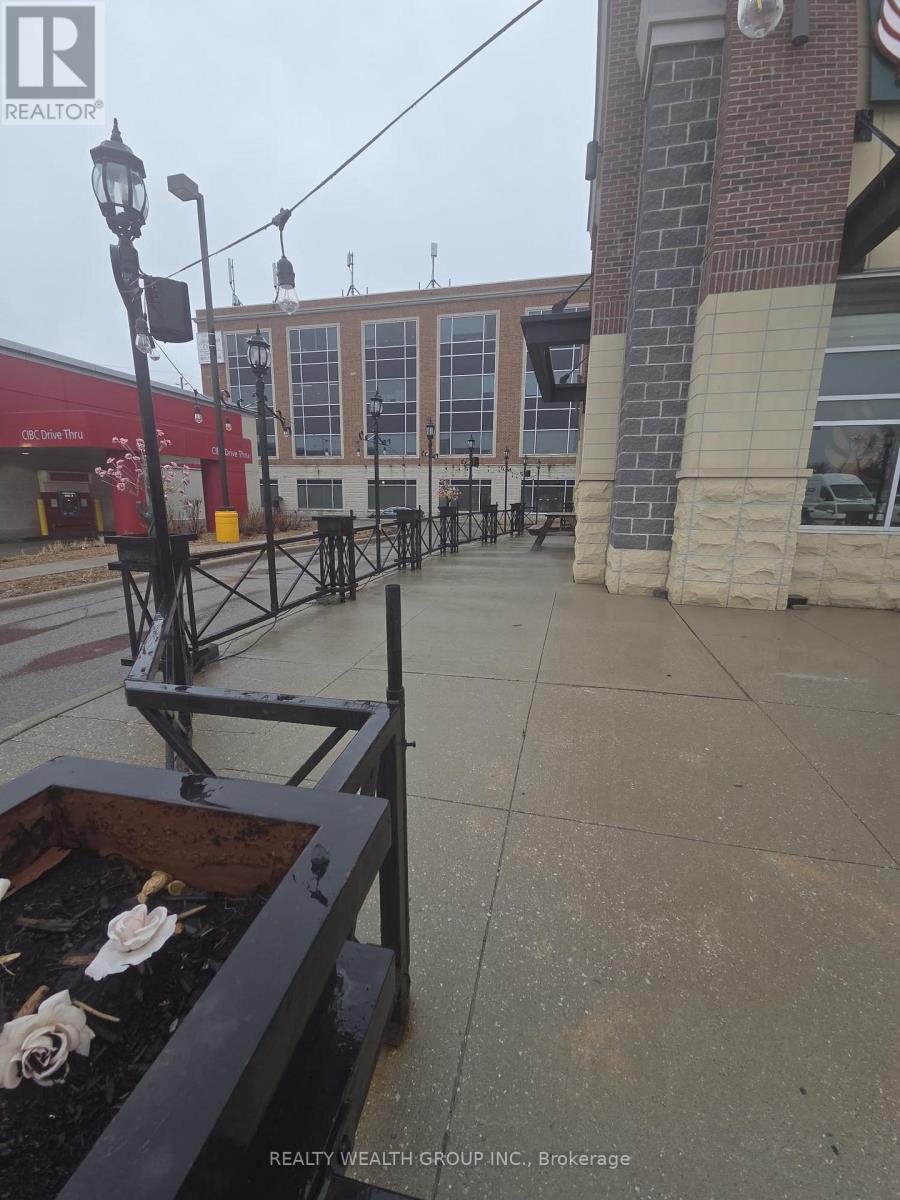 13237 Yonge Street, Richmond Hill, Ontario  L4E 1B6 - Photo 12 - N12992636