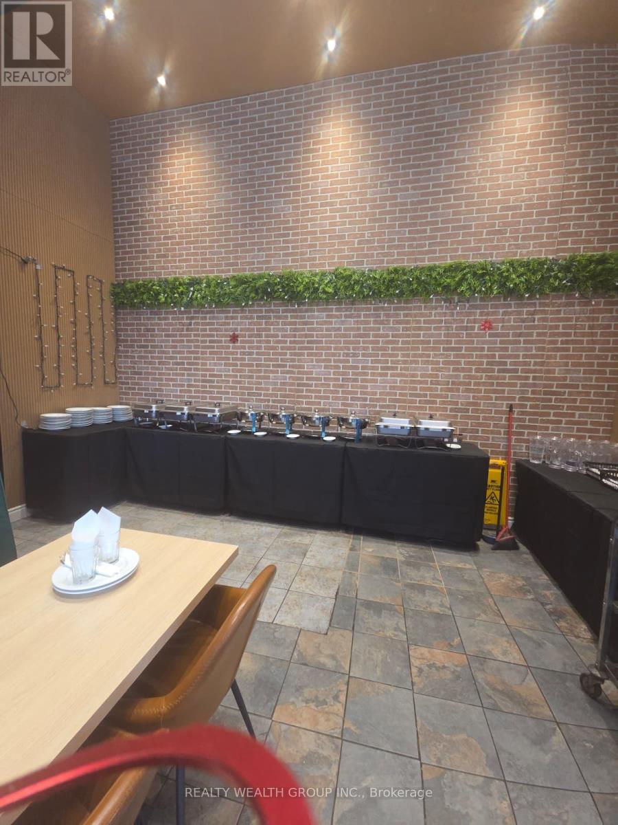 13237 Yonge Street, Richmond Hill, Ontario  L4E 1B6 - Photo 6 - N12992636