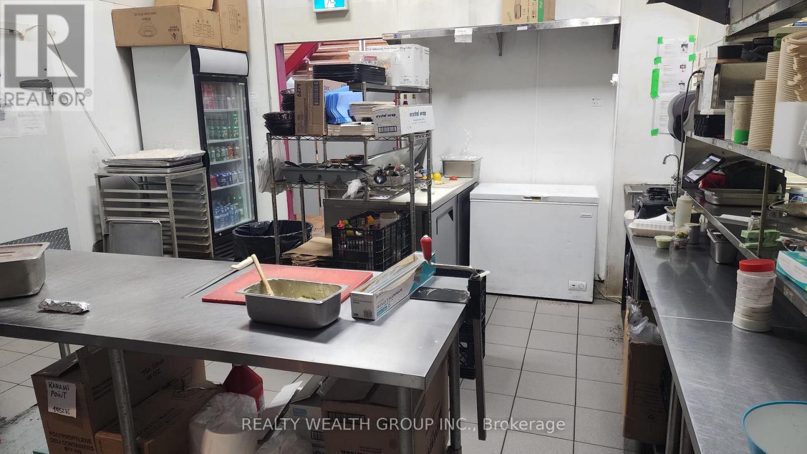 13237 Yonge Street, Richmond Hill, Ontario  L4E 1B6 - Photo 8 - N12992636