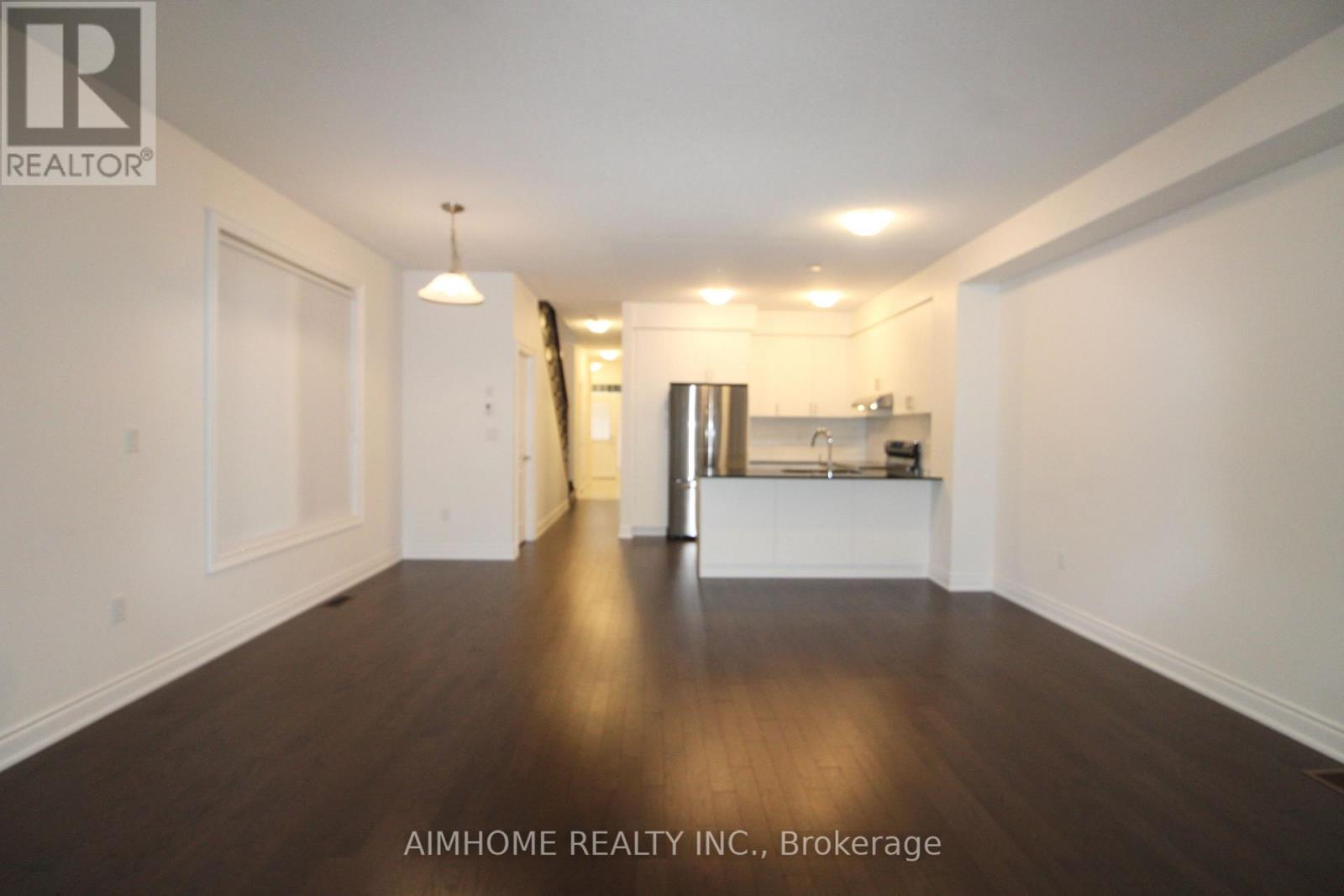 3 Terrain Court, East Gwillimbury, Ontario  L9N 0T2 - Photo 12 - N12992712