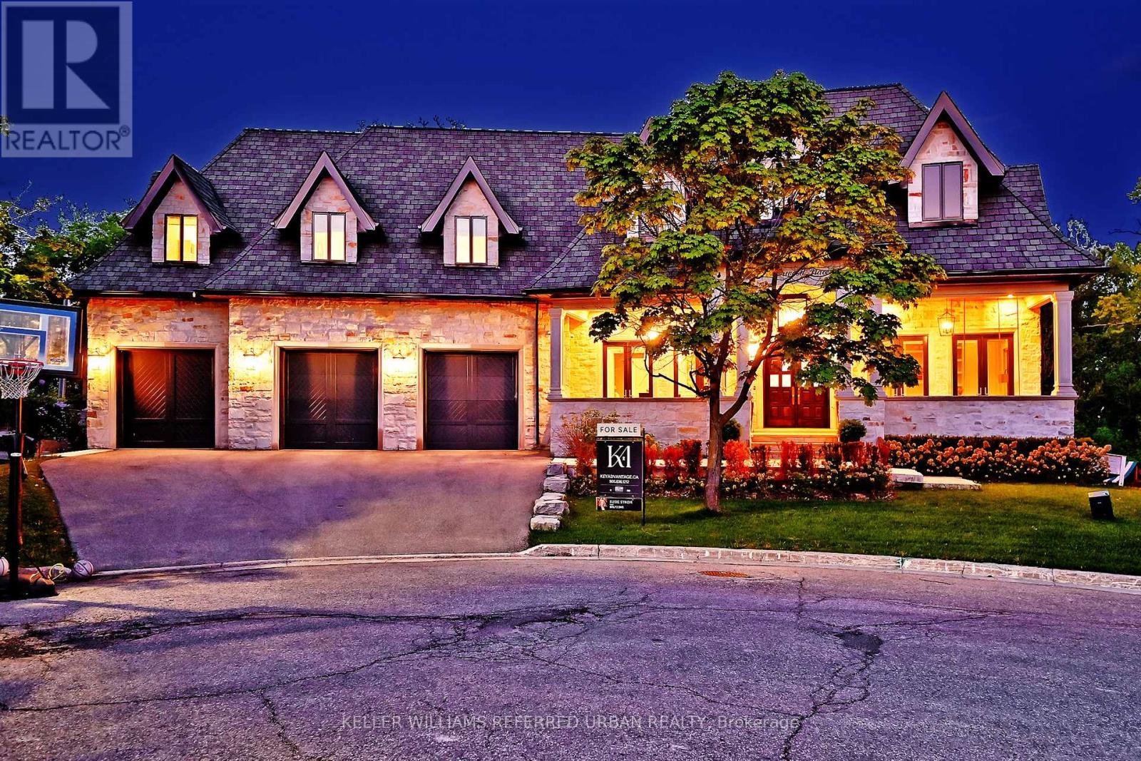 197 SHERWOOD PLACE, Newmarket, Ontario