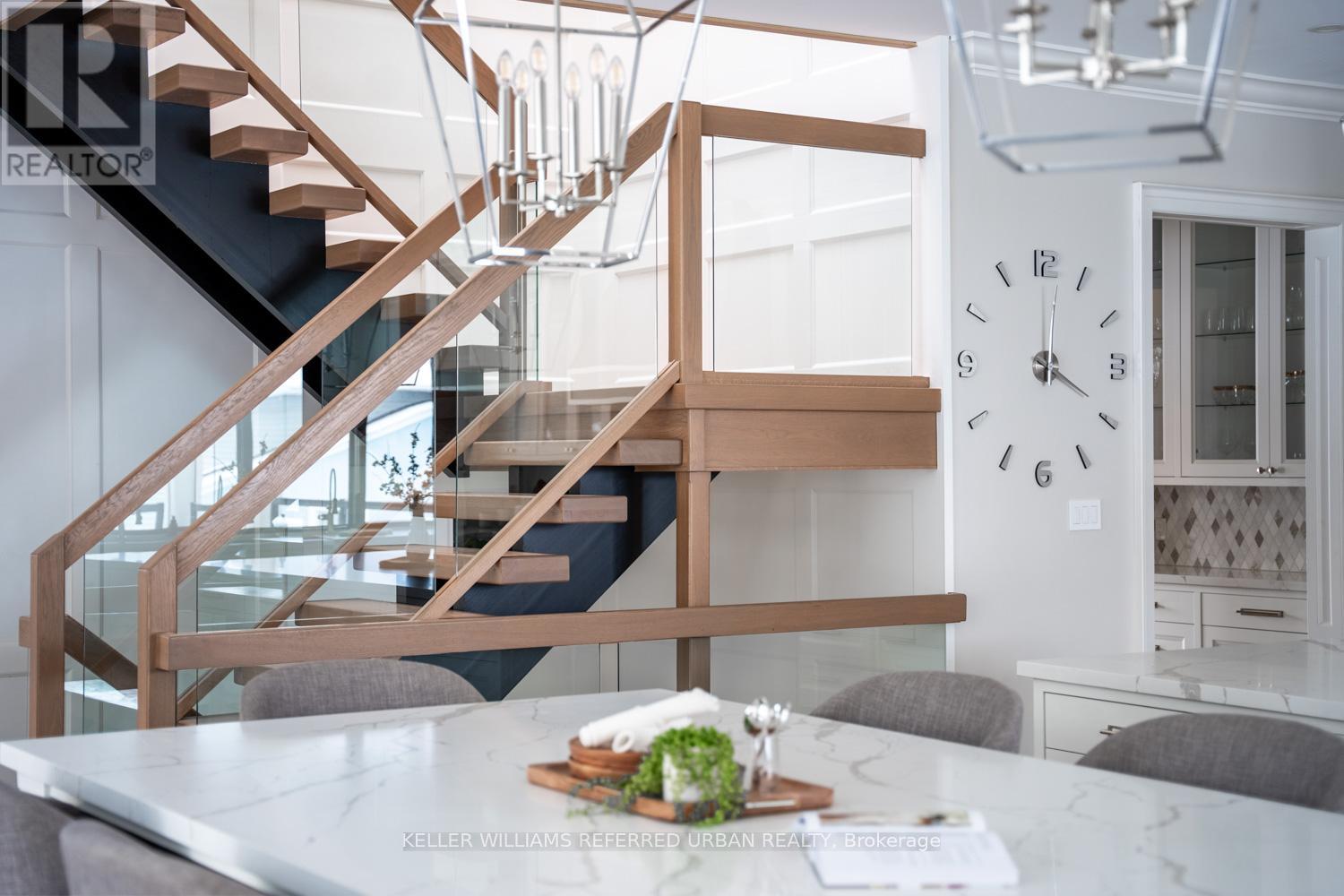 197 Sherwood Place, Newmarket, Ontario  L3Y 8E5 - Photo 14 - N12992770