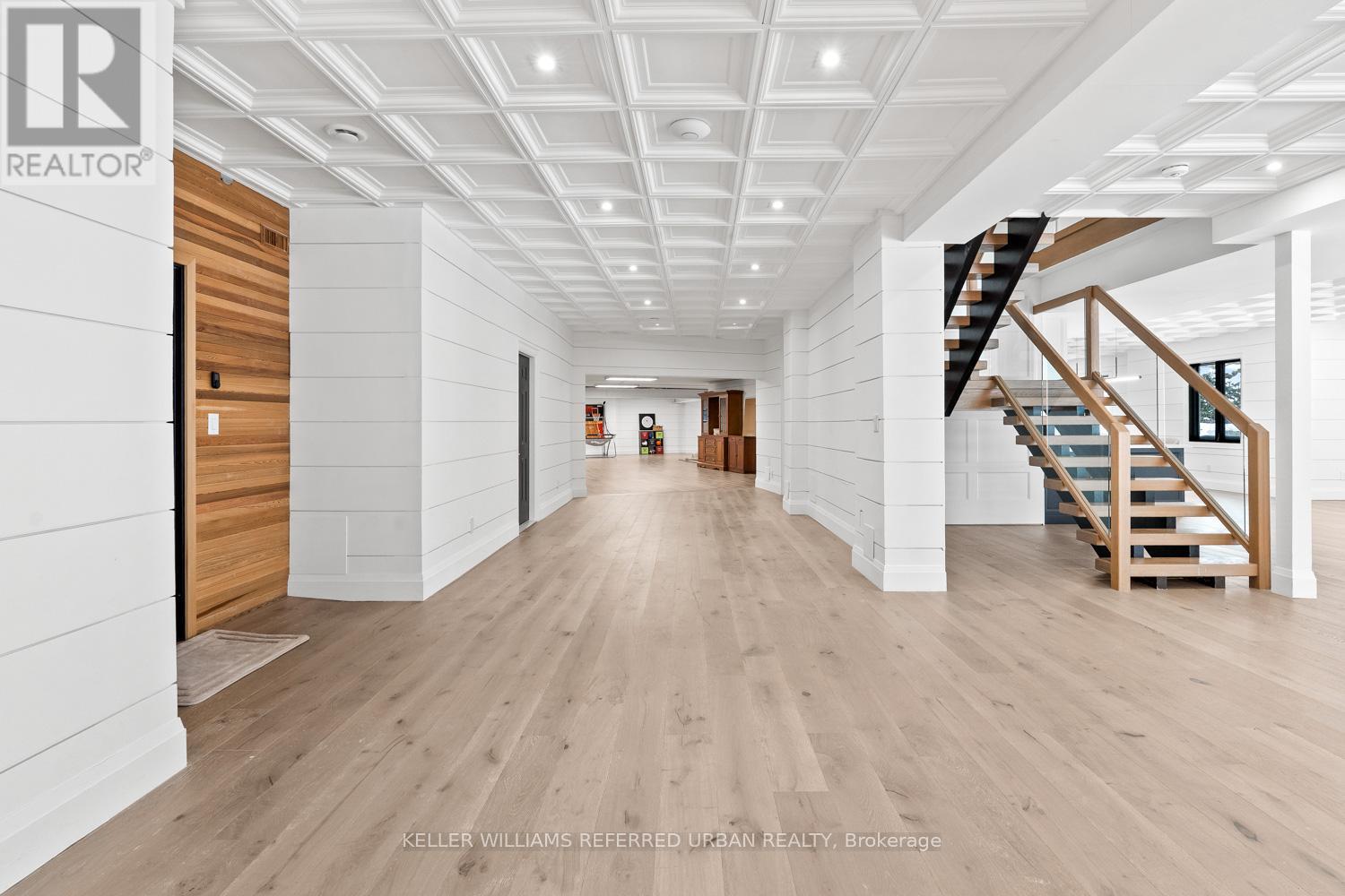 197 Sherwood Place, Newmarket, Ontario  L3Y 8E5 - Photo 44 - N12992770