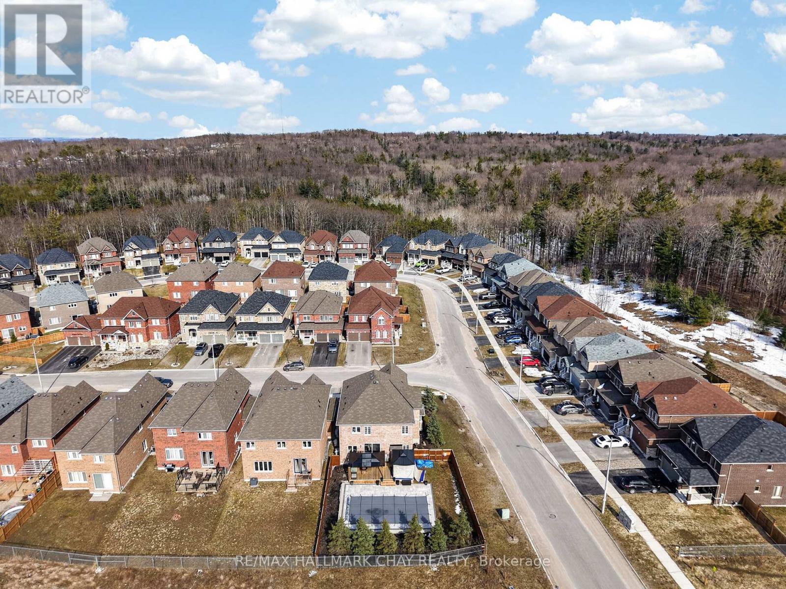 2 Cypress Point Street, Barrie, Ontario  L4N 6J9 - Photo 47 - S12992724