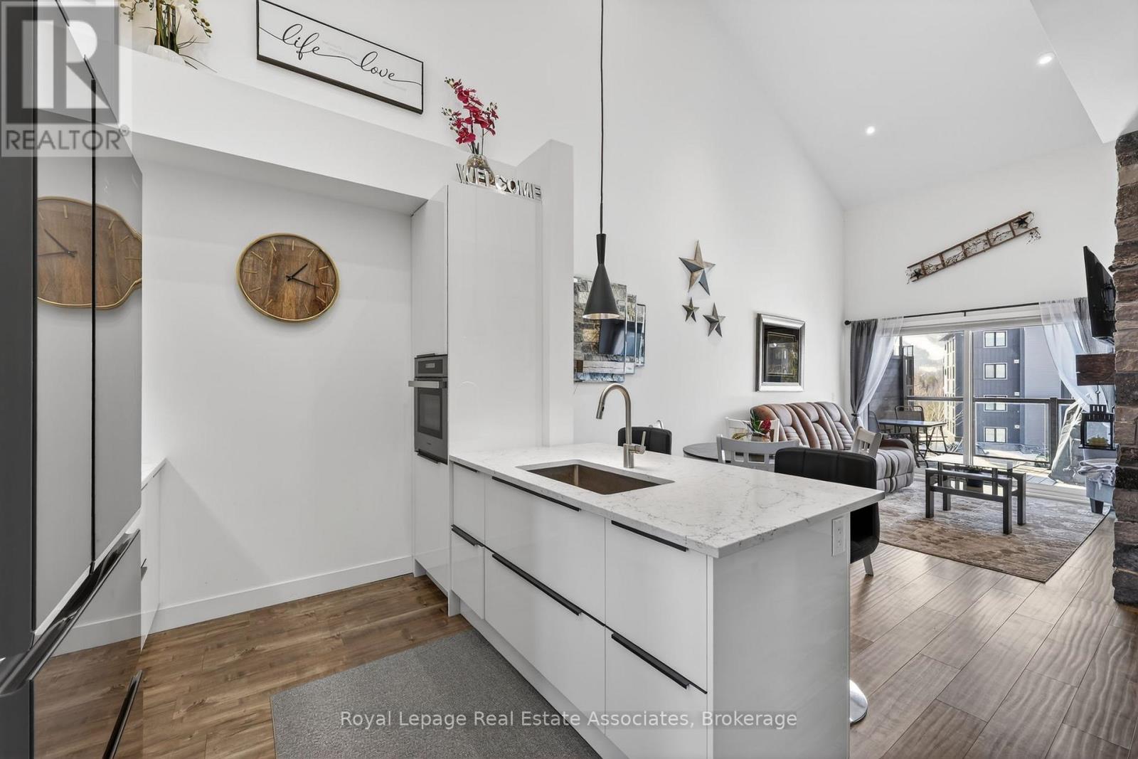 306 - 10 Beausoleil Lane, Collingwood, Ontario  L9Y 2X5 - Photo 8 - S12992772