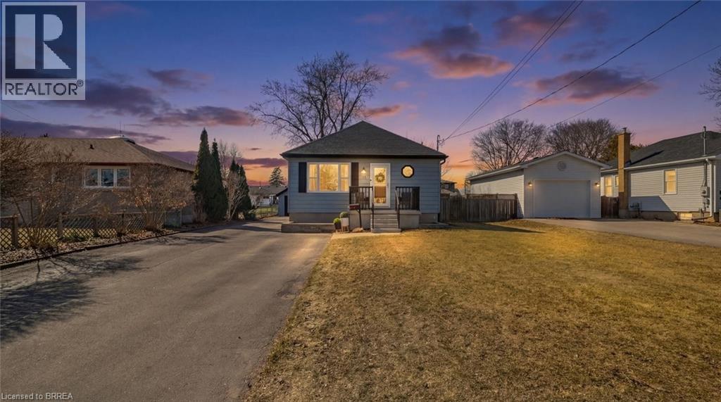 31 Willow Drive, Brantford, Ontario  N3R 2W5 - Photo 4 - 40820336