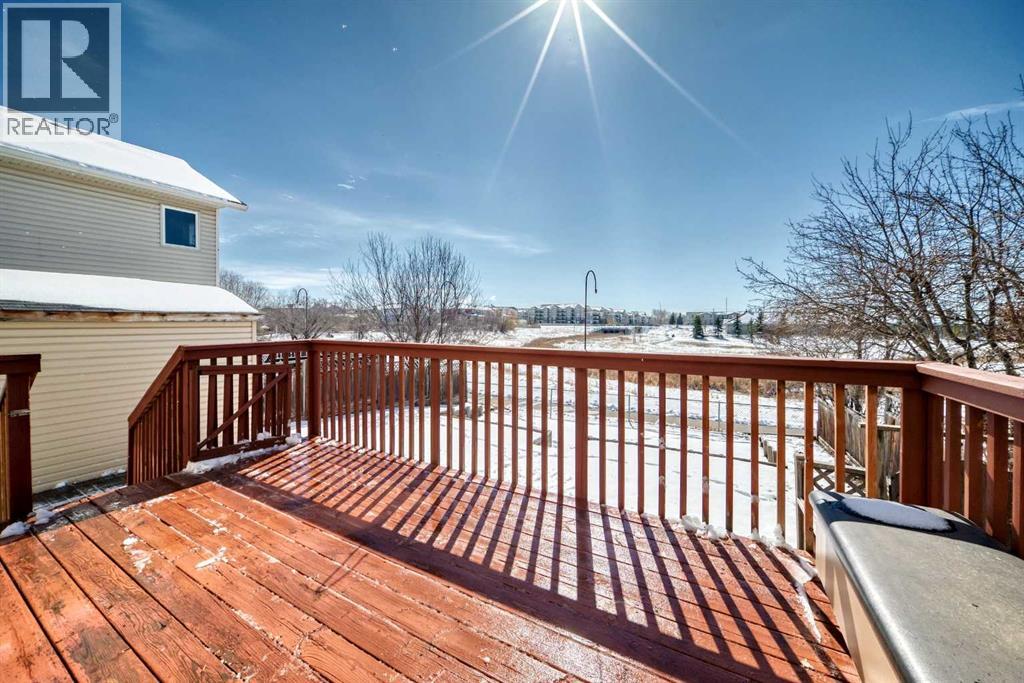 47 Silver Creek Boulevard NW, Airdrie, Alberta  T4B 2P6 - Photo 9 - A2298960