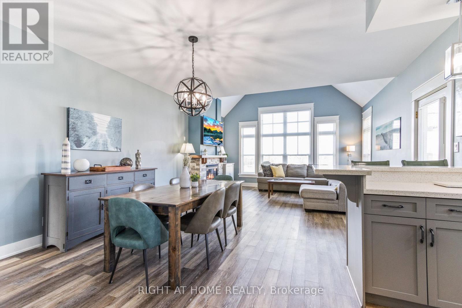 229 - 130 Fairway Court, Blue Mountains, Ontario N3W 1Y1 - Photo 11 - X12508834