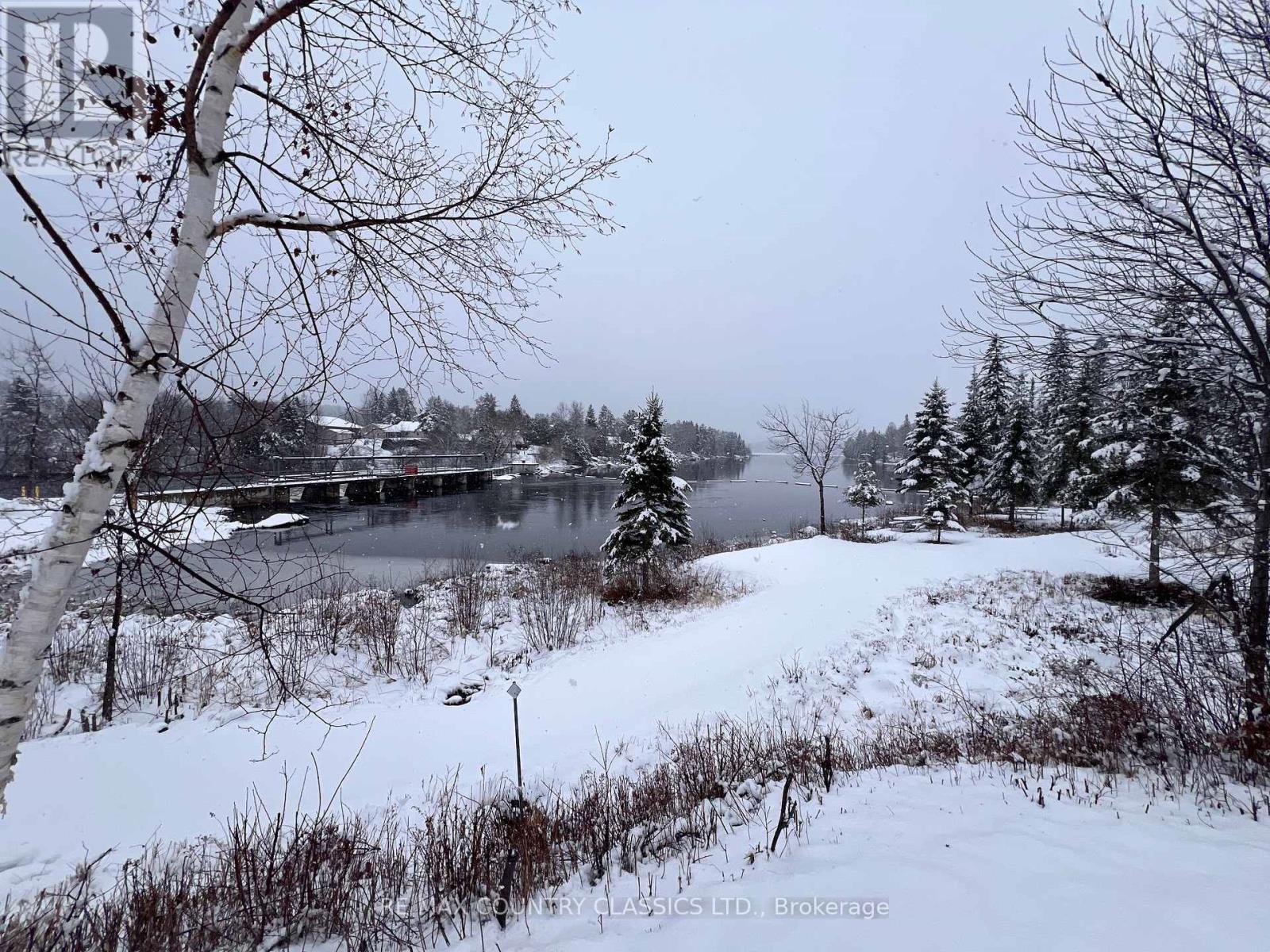 29606 60 Hwy Highway, South Algonquin, Ontario  K0J 2M0 - Photo 2 - X12992048