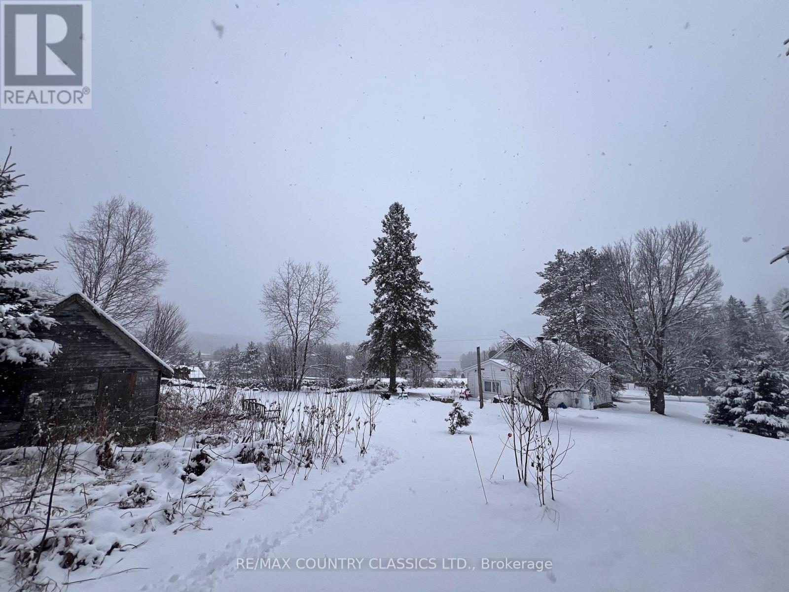 29606 60 Hwy Highway, South Algonquin, Ontario  K0J 2M0 - Photo 15 - X12992048