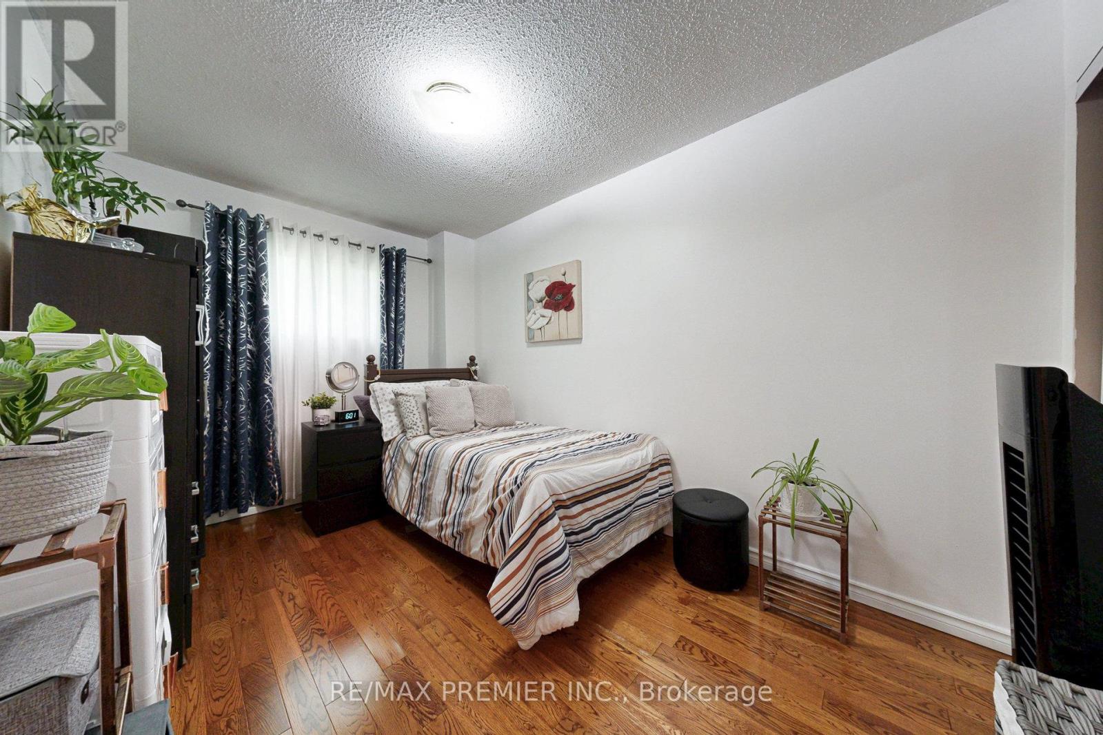 120 Ellerslie Road, Brampton, Ontario  L6T 4C3 - Photo 21 - W12992518