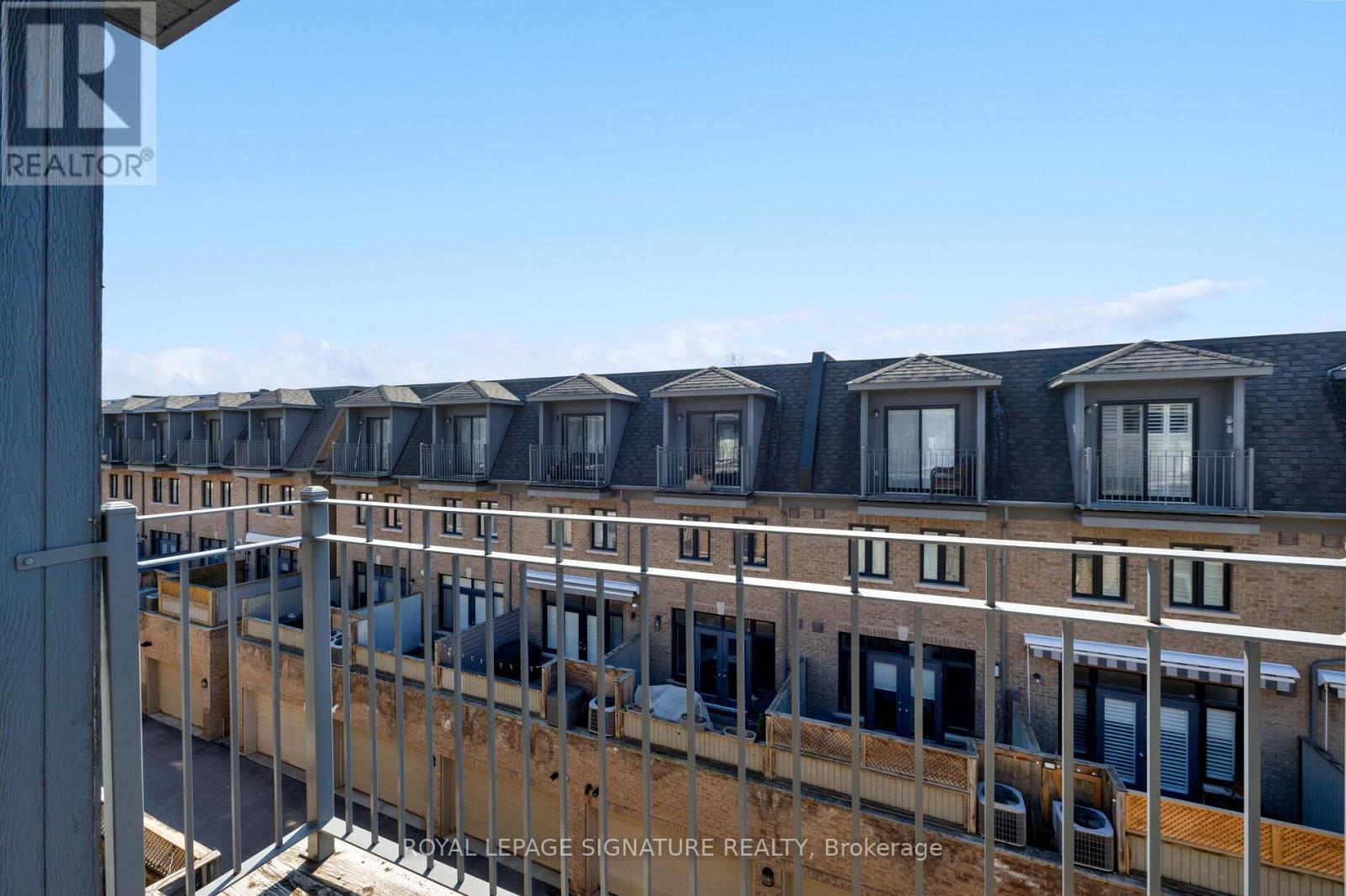 59 Lobo Mews, Toronto, Ontario  M8Z 0B2 - Photo 25 - W12992522