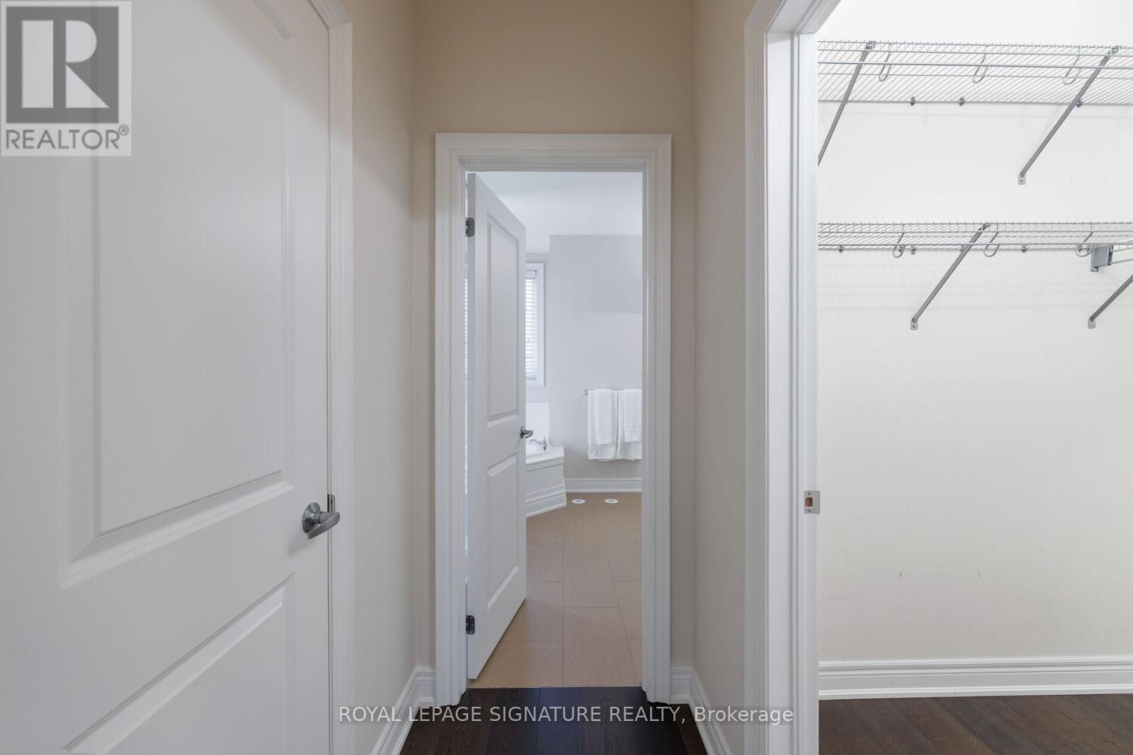 59 Lobo Mews, Toronto, Ontario  M8Z 0B2 - Photo 29 - W12992522