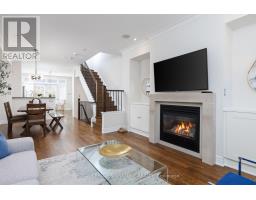 59 LOBO MEWS, Toronto, Ontario