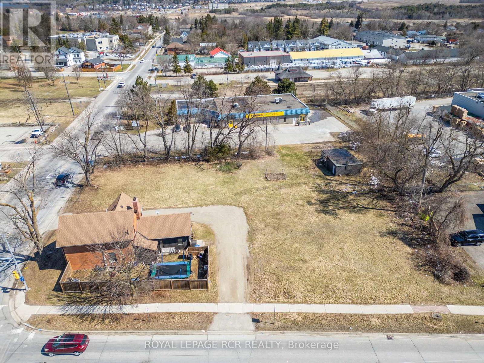 53 Town Line, Orangeville, Ontario  L9W 1V3 - Photo 10 - W12992560