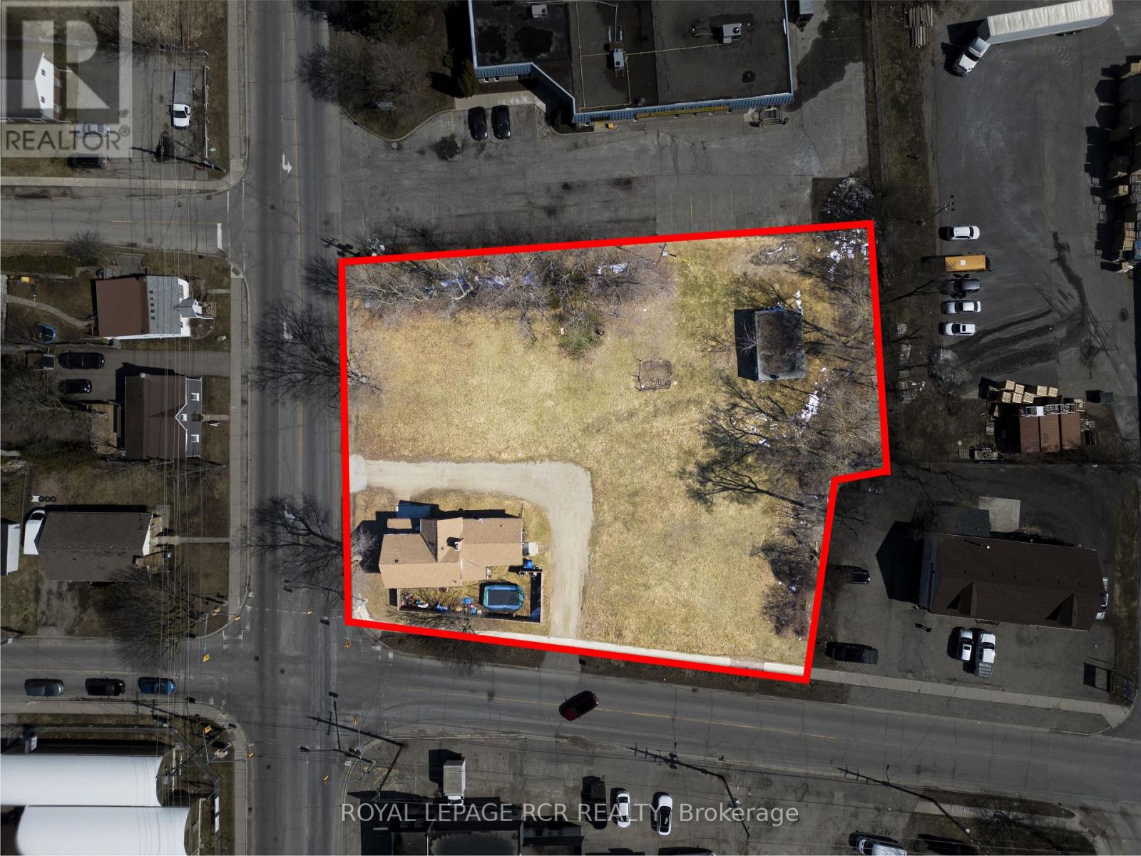 53 Town Line, Orangeville, Ontario  L9W 1V3 - Photo 2 - W12992560