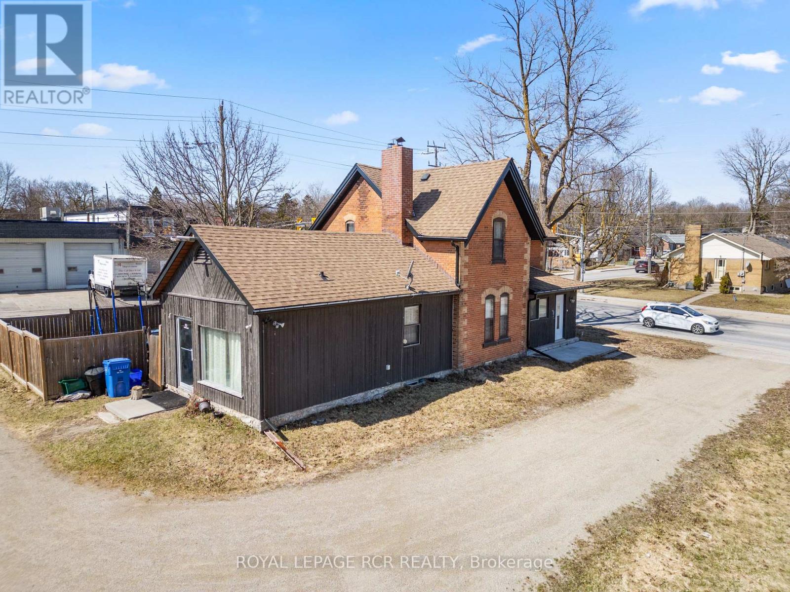 53 Town Line, Orangeville, Ontario  L9W 1V3 - Photo 6 - W12992560