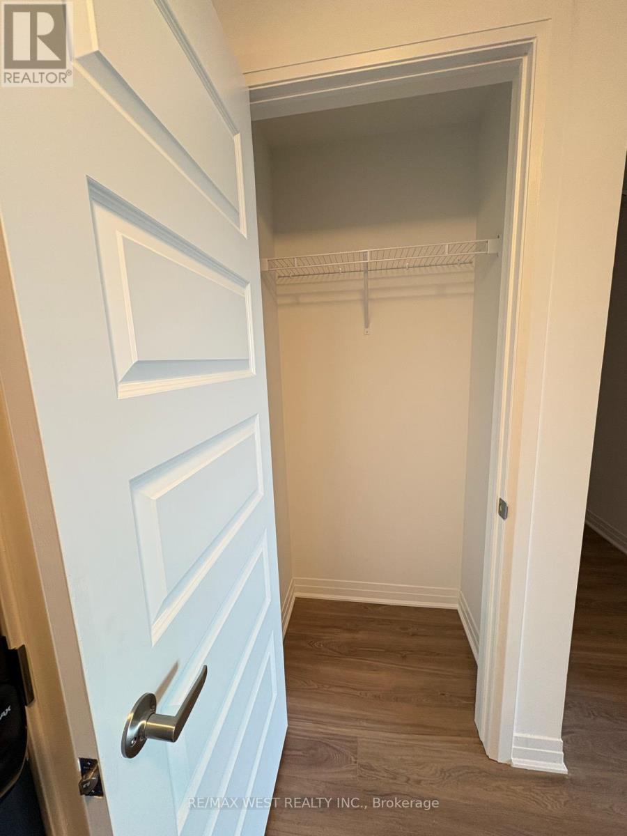 302 - 490 Gordon Krantz Ave Avenue, Milton, Ontario  L9E 1Z5 - Photo 20 - W12992578