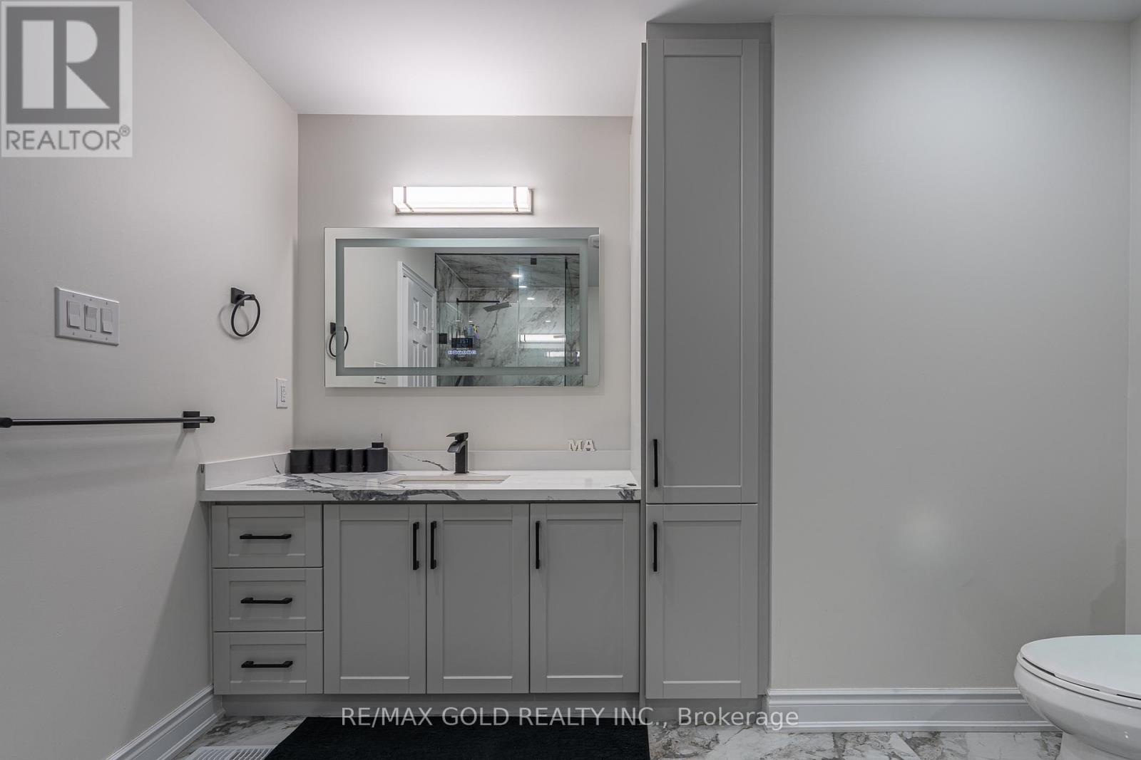 6 Meadow Glade Road, Brampton, Ontario  L6R 1Z7 - Photo 21 - W12992614