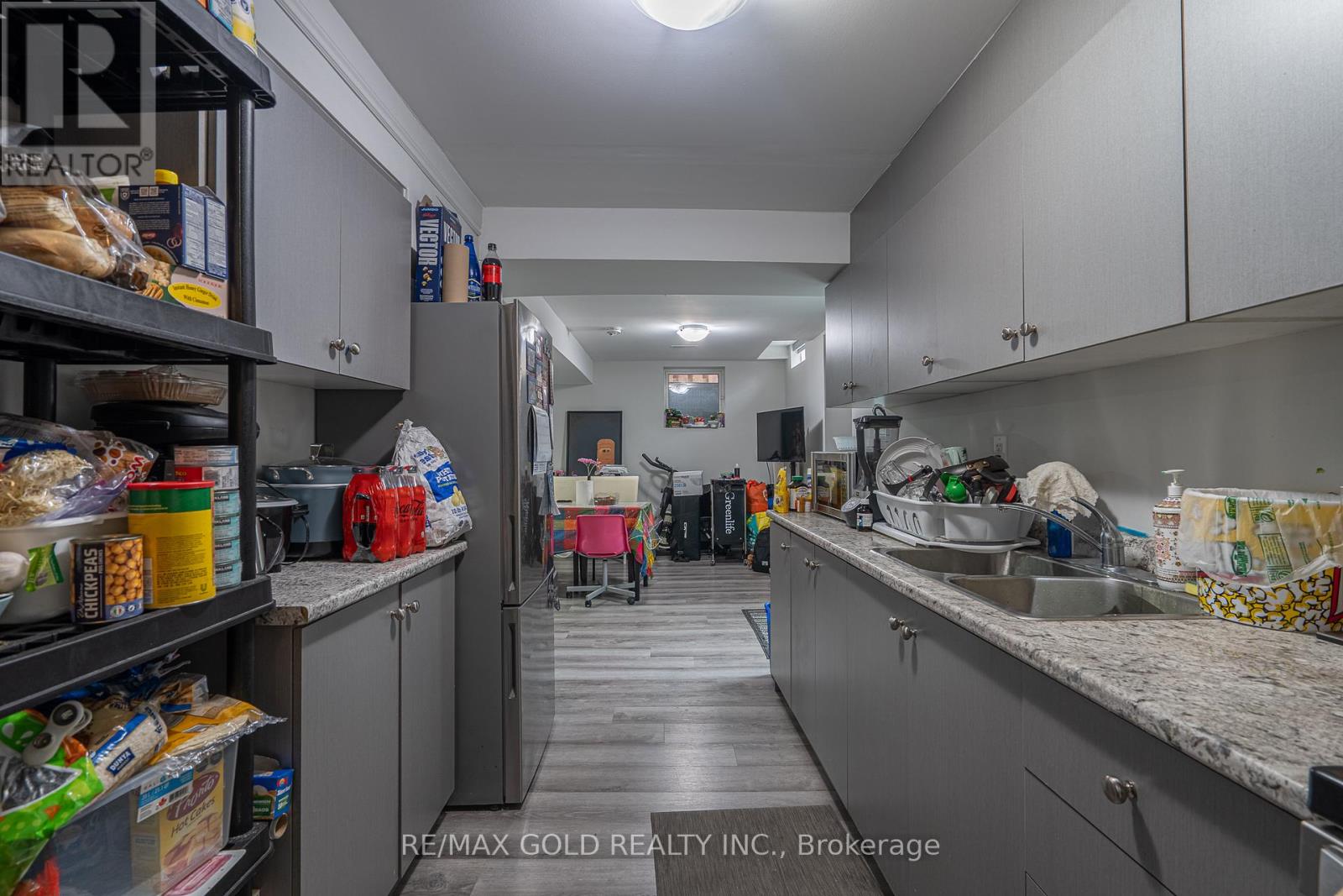 6 Meadow Glade Road, Brampton, Ontario  L6R 1Z7 - Photo 33 - W12992614