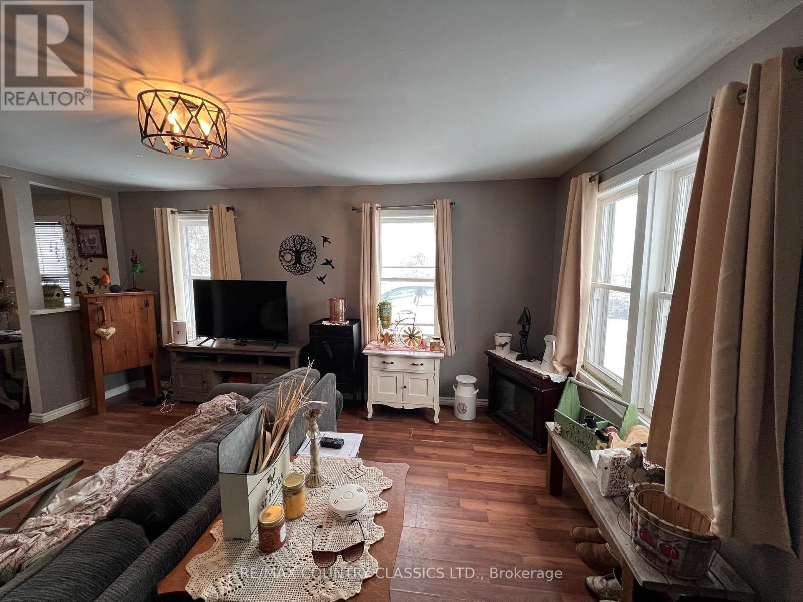 29606 60 Hwy Highway, South Algonquin, Ontario  K0J 2M0 - Photo 27 - X12992048