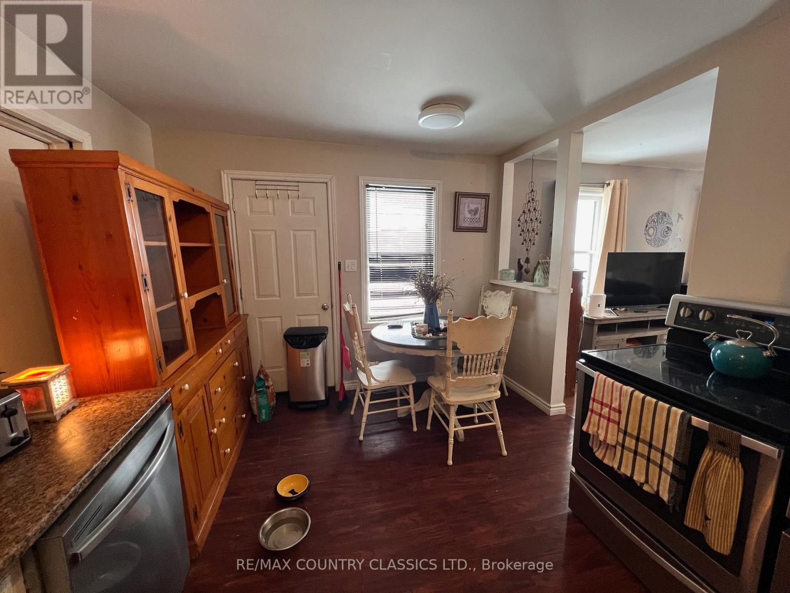 29606 60 Hwy Highway, South Algonquin, Ontario  K0J 2M0 - Photo 31 - X12992048