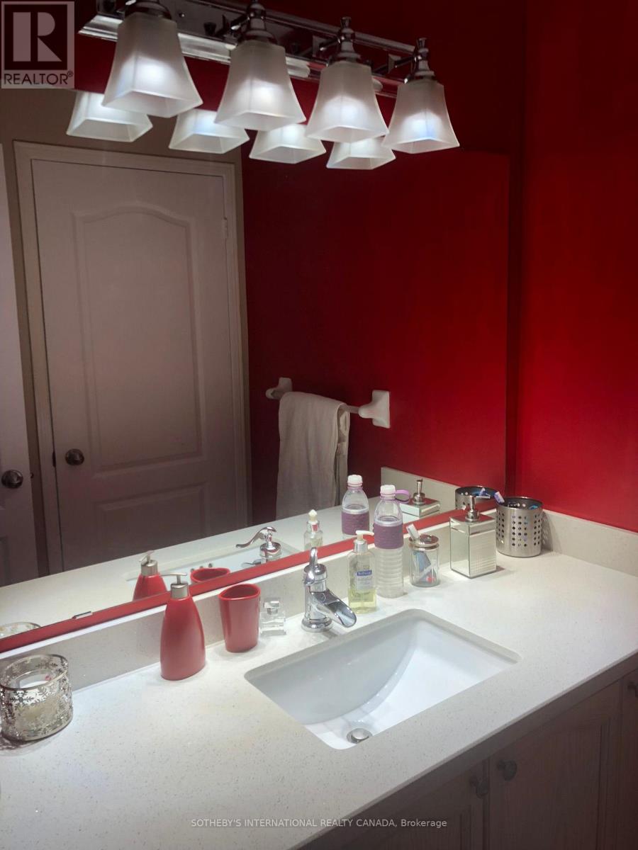 Room #a - 5959 Foxbridge Place, Mississauga, Ontario  L5M 6K5 - Photo 20 - W12992634