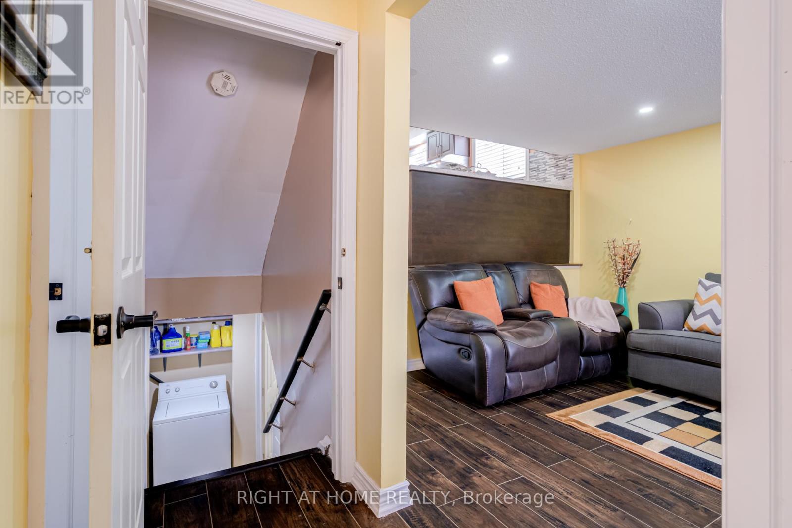 40 Salisbury Circle, Brampton, Ontario  L6V 2Z5 - Photo 28 - W12992648