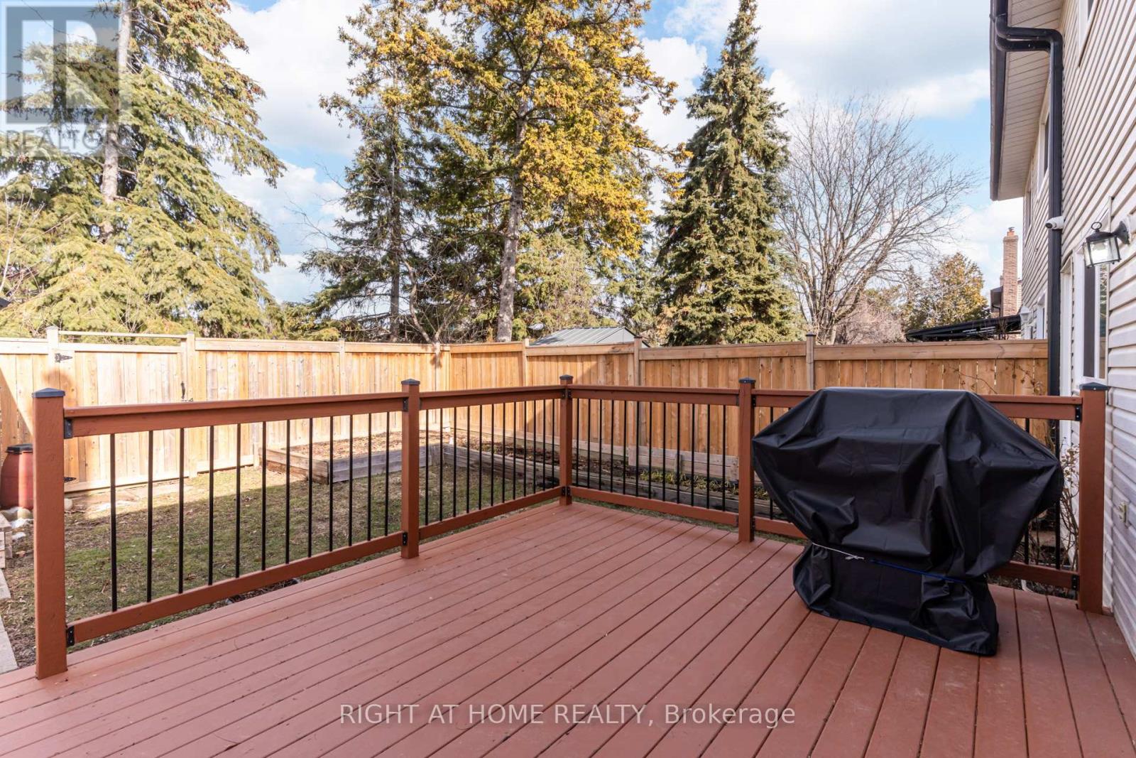 40 Salisbury Circle, Brampton, Ontario  L6V 2Z5 - Photo 45 - W12992648