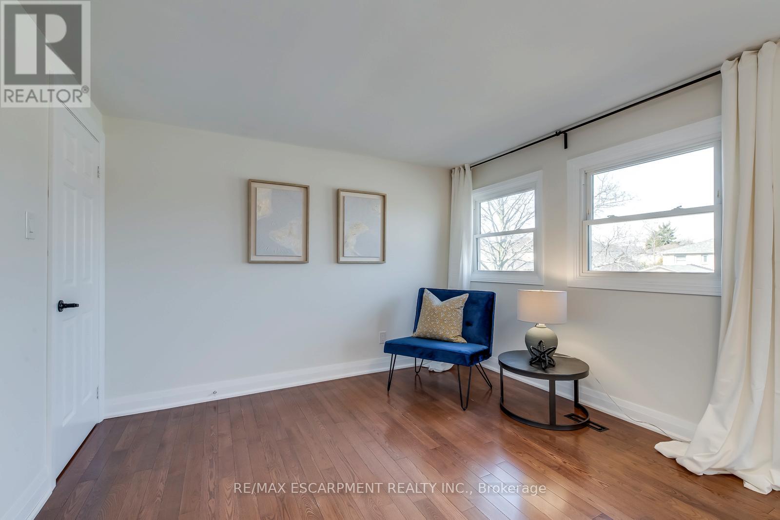 3184 Renton Road, Burlington, Ontario  L7M 2W8 - Photo 22 - W12992656