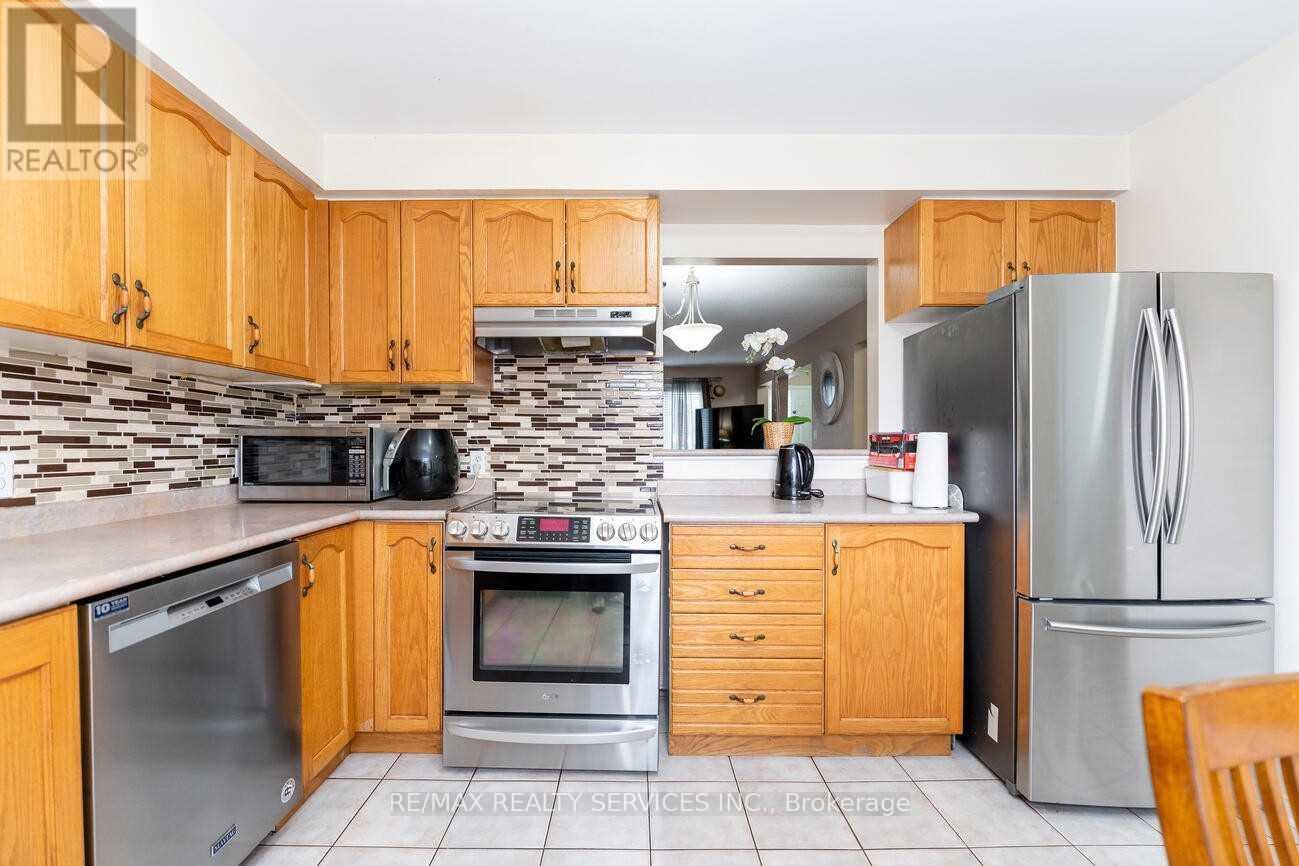 97 - 35 Malta Avenue, Brampton, Ontario  L6Y 5B4 - Photo 10 - W12992678