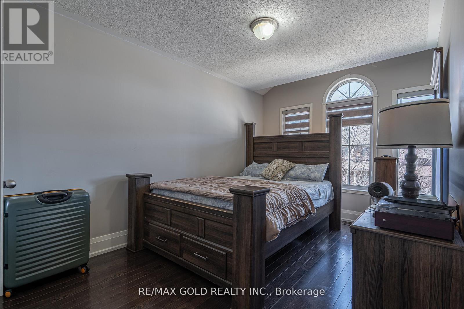 61 Yellowknife Road, Brampton, Ontario  L6R 0B3 - Photo 22 - W12992684