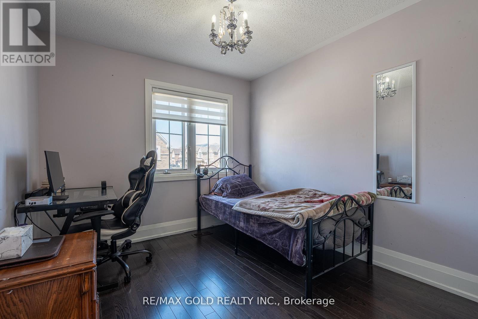 61 Yellowknife Road, Brampton, Ontario  L6R 0B3 - Photo 24 - W12992684