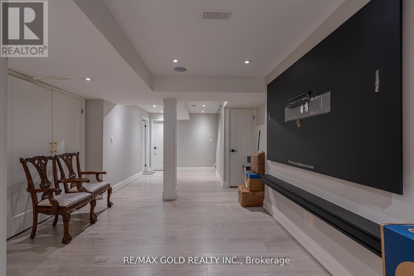 61 Yellowknife Road, Brampton, Ontario  L6R 0B3 - Photo 28 - W12992684