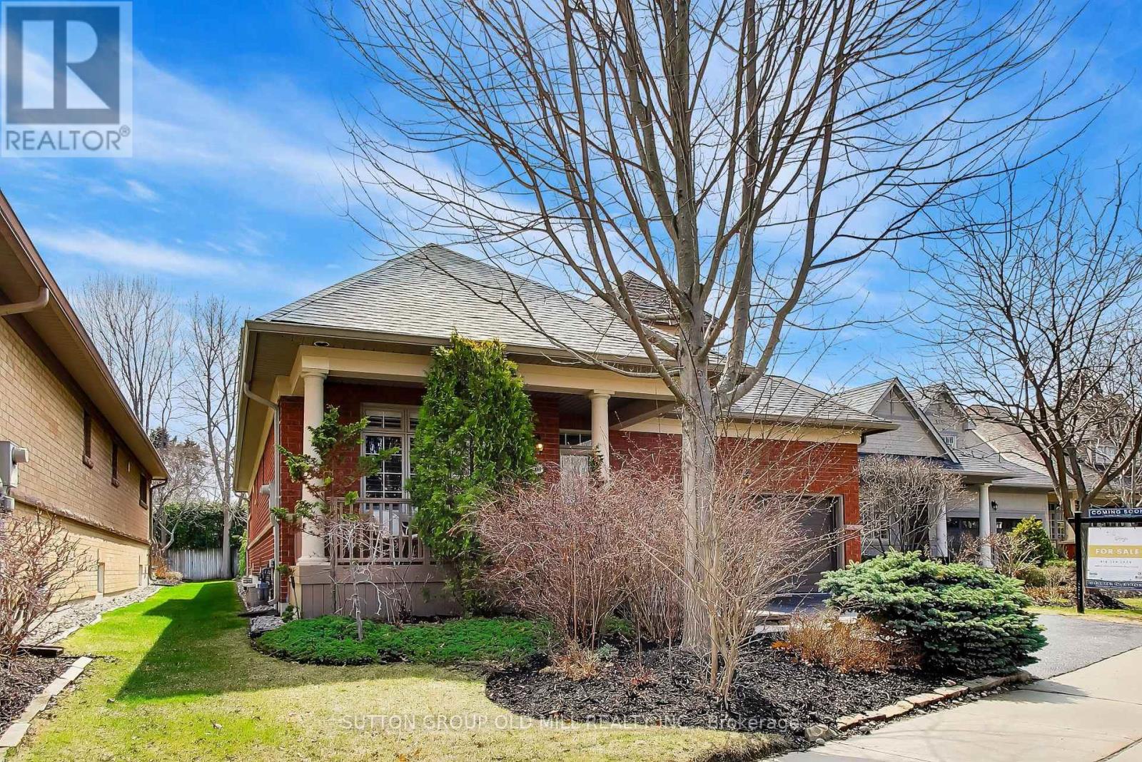 16 - 2175 Stavebank Road, Mississauga, Ontario  L5C 1T3 - Photo 3 - W12992718