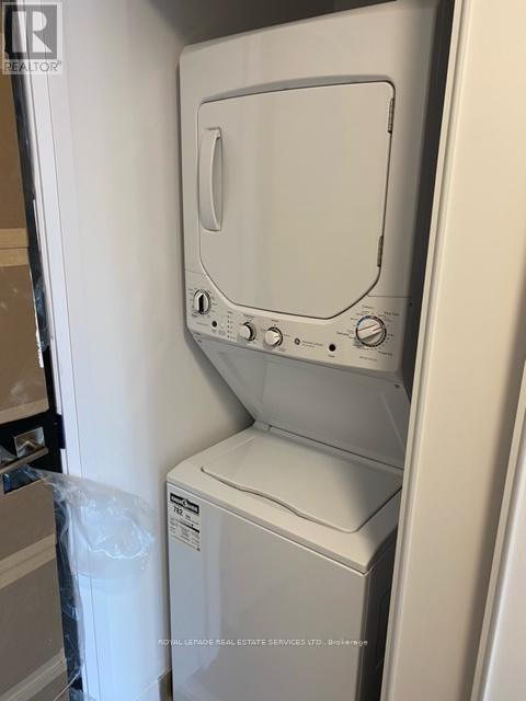 405 - 4208 Dundas Street, Toronto, Ontario M8X 1Y6 - Photo 12 - W12992756