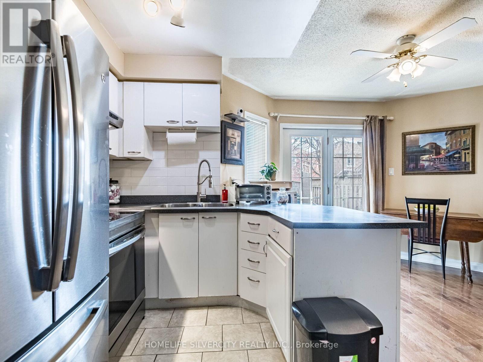 110 Richwood Crescent, Brampton, Ontario  L6X 4K7 - Photo 20 - W12992762