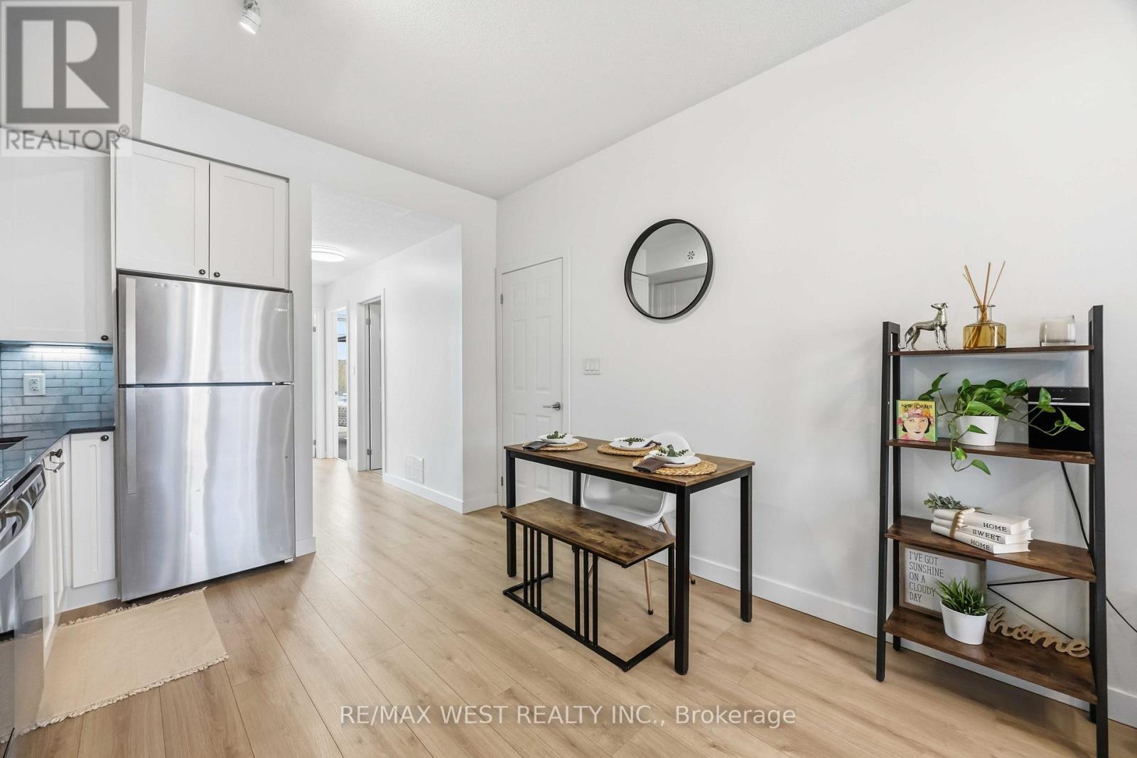 1 - 6 Bicknell Avenue, Toronto, Ontario  M6M 0B4 - Photo 10 - W12992778