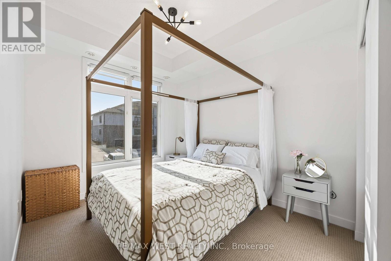 1 - 6 Bicknell Avenue, Toronto, Ontario  M6M 0B4 - Photo 25 - W12992778