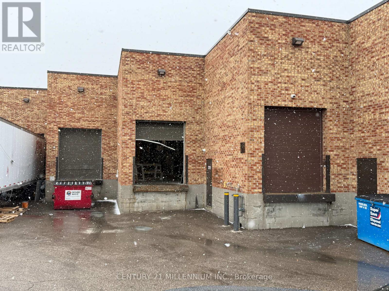 17, 18 & 19 - 6730 Davand Drive, Mississauga, Ontario L5T 2K8 - Photo 2 - W12992784