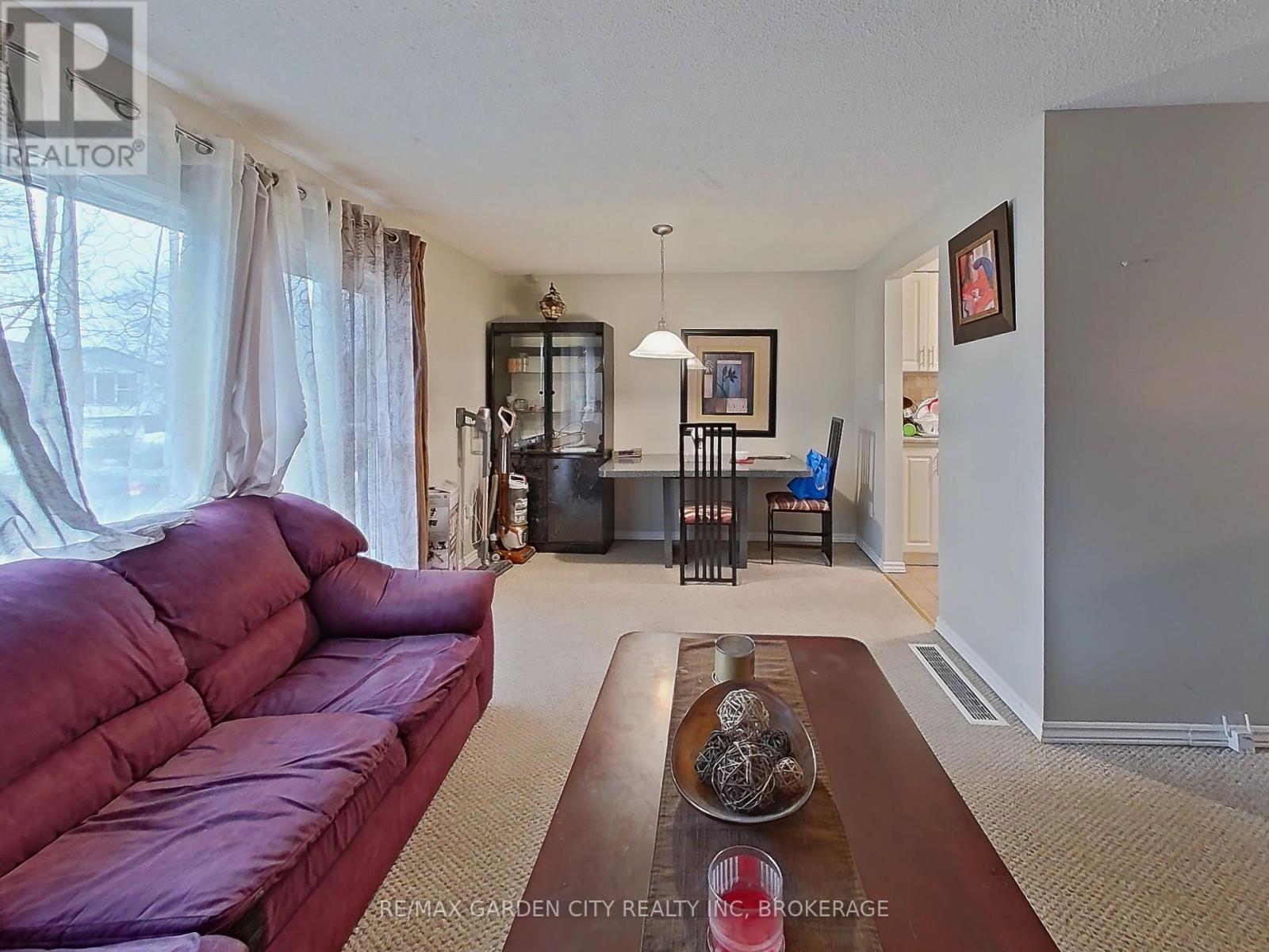 3 Tara Crescent, Thorold, Ontario L2V 4M1 - Photo 10 - X12854222