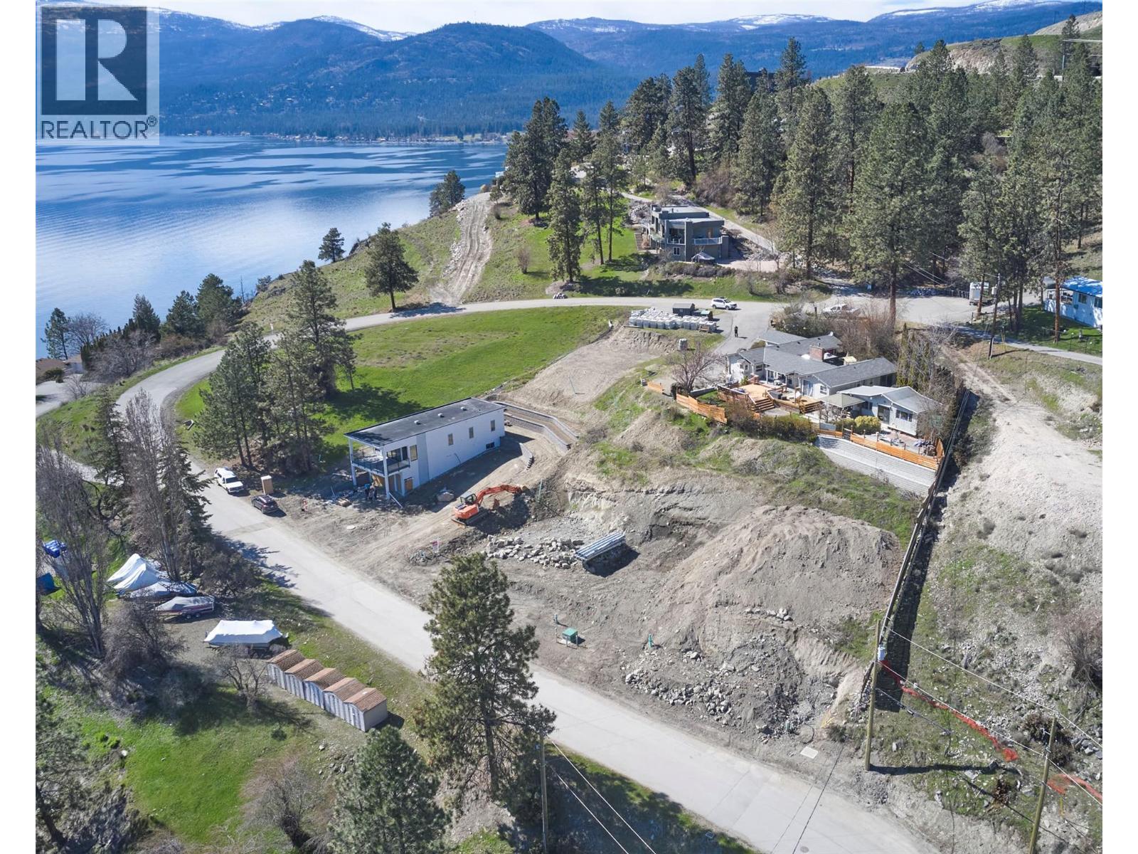 8841 Adventure Bay Road, Vernon, British Columbia  V1H 1E1 - Photo 14 - 10383196