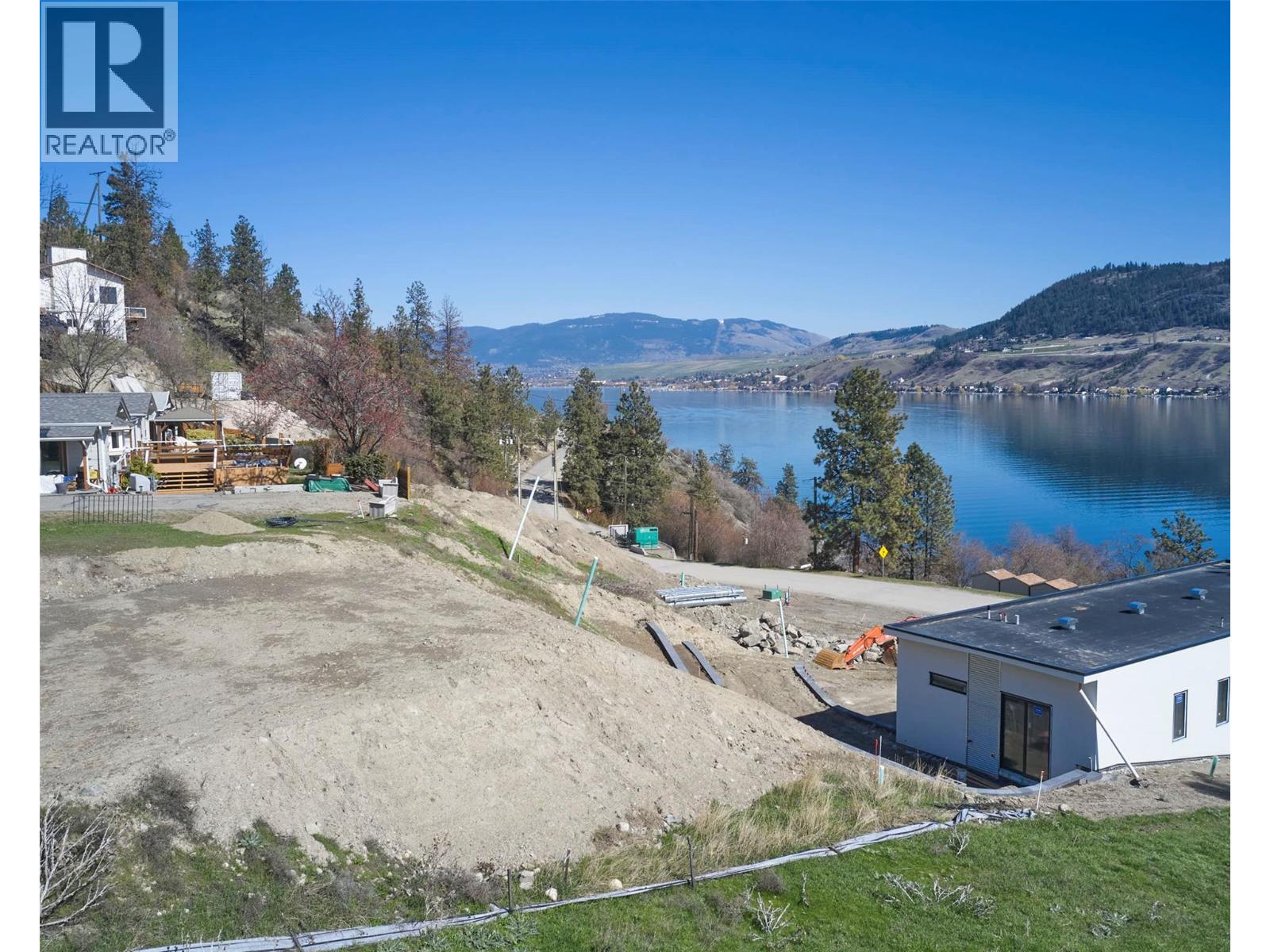 8841 Adventure Bay Road, Vernon, British Columbia  V1H 1E1 - Photo 6 - 10383196