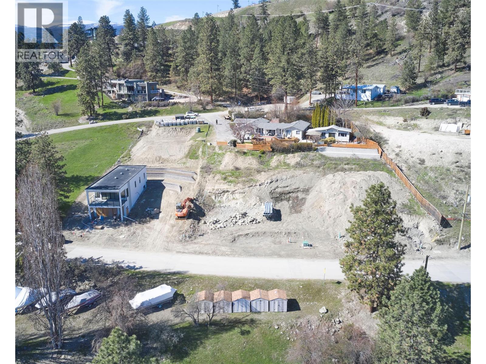 8805 Adventure Bay Road, Vernon, British Columbia  V1H 1E1 - Photo 11 - 10383194