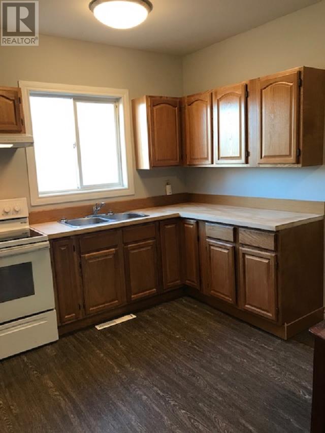 716 Simpson St, Thunder Bay, Ontario  P7C 3K1 - Photo 6 - TB2600684